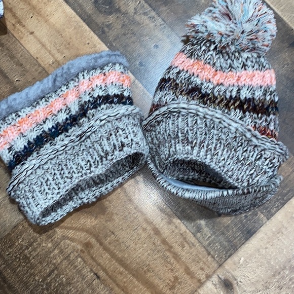 Winter hat set Nwt knit beanie cap and neck cover - Picture 1 of 8